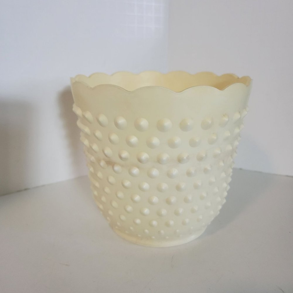 Vintage White-Line Floral Products Faux White Milk Glass Plastic Planter…